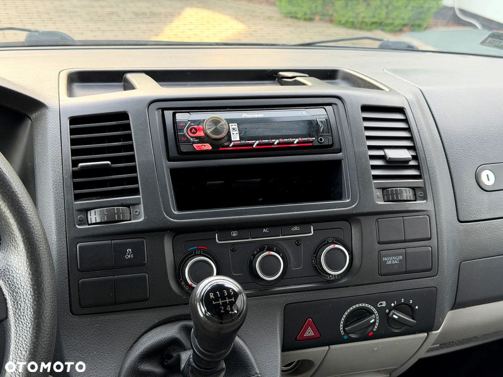 Volkswagen Transporter T5 TDI L2H1 - 20