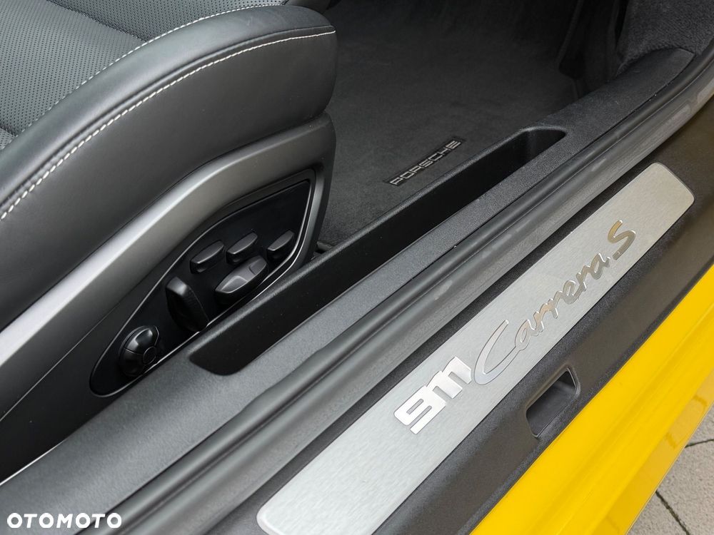 Porsche 911 Carrera S - 35