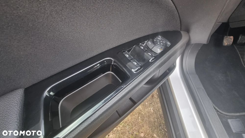 Ford Mondeo 2.0 TDCi STart-Stopp Allrad Vignale - 13