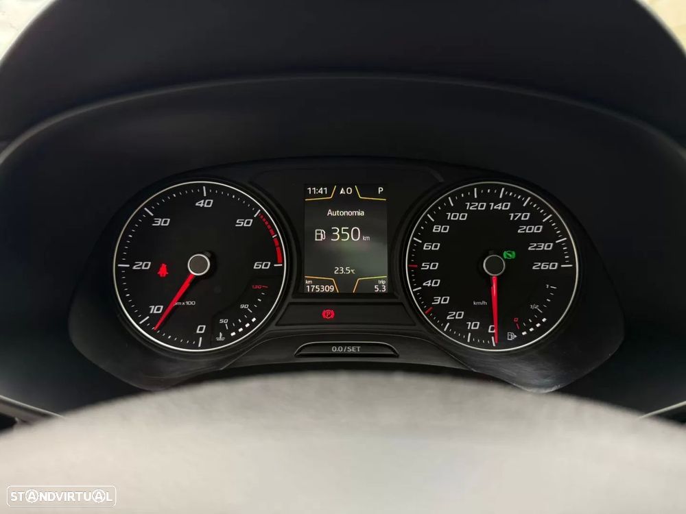 SEAT Leon ST 2.0 TDI DSG Style Edition - 33