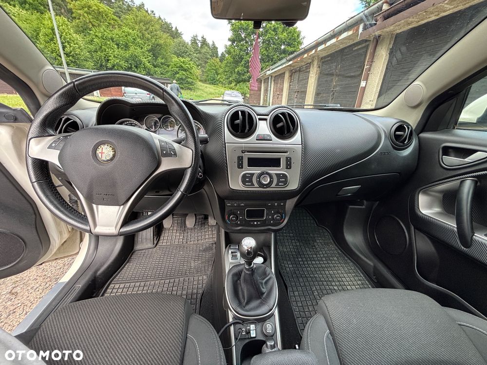 Alfa Romeo Mito 1.4 MultiAir Distinctive - 11
