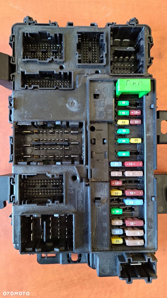 Moduł komfortu BCM bezpieczników Ford Transit NK4T-15604-FAD - 4