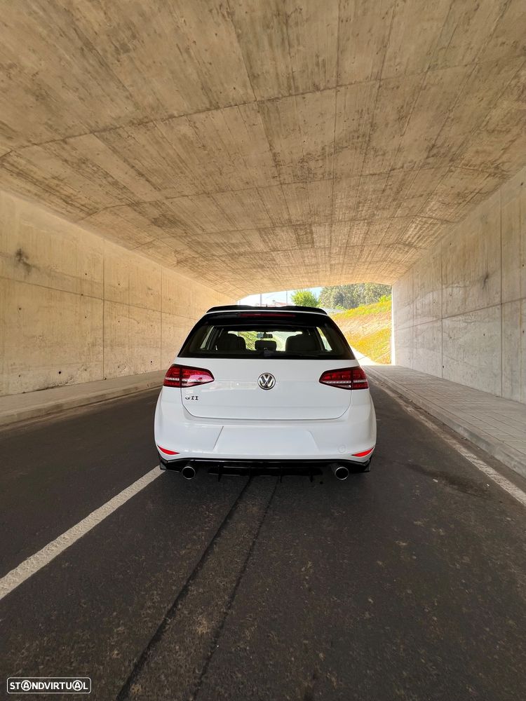 VW Golf 2.0 TSi GTi DSG - 3