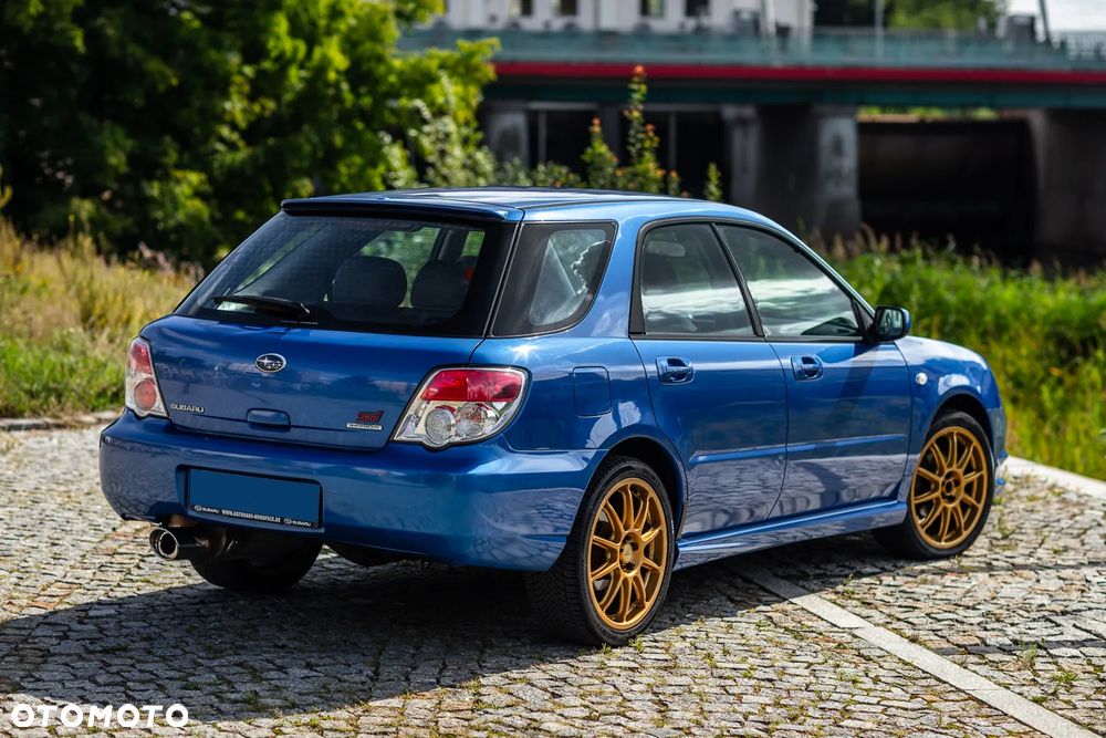 Subaru Impreza 2.0R RS - 4