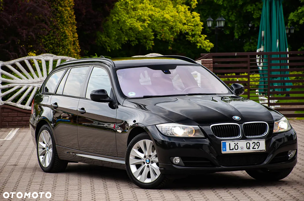 BMW Seria 3 320d xDrive DPF Touring Edition Fleet Exclusive - 14
