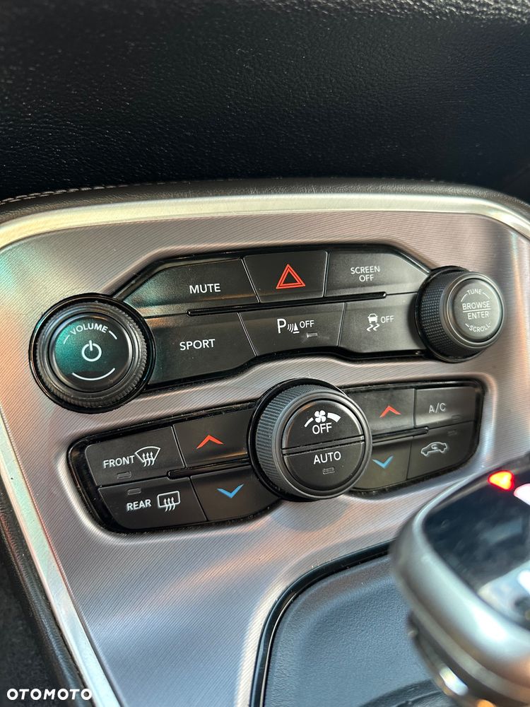 Dodge Challenger Automatik SXT Plus - 15