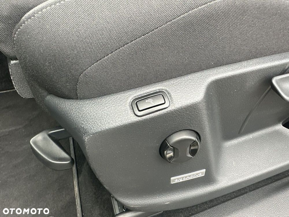 Volkswagen Touran 1.5 TSI EVO Highline DSG - 26