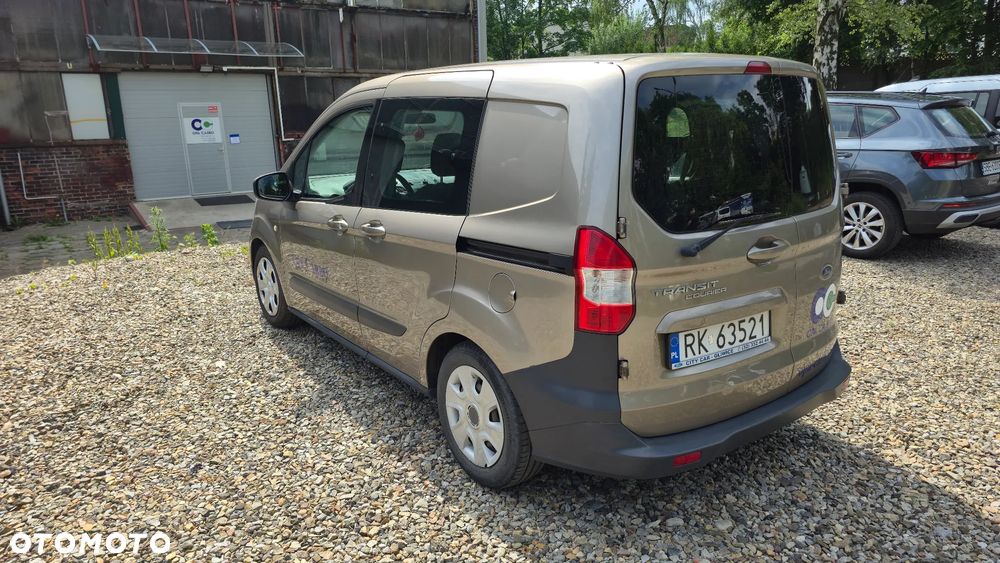 Ford Transit Courier Ambiente - 6