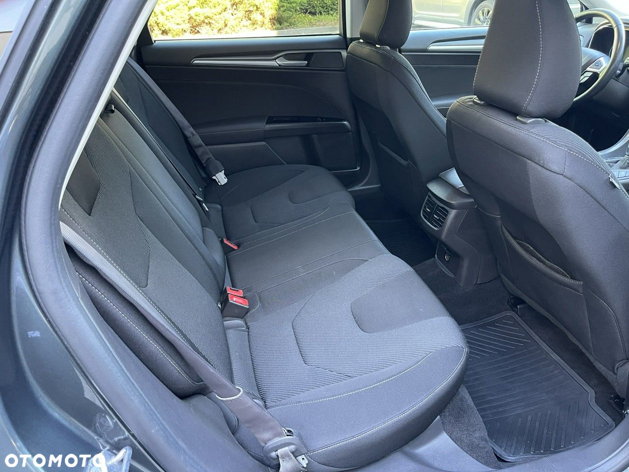 Ford Mondeo - 30
