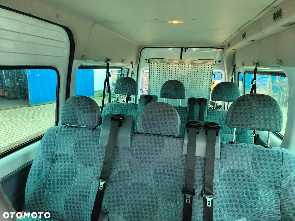 Ford Transit - 9