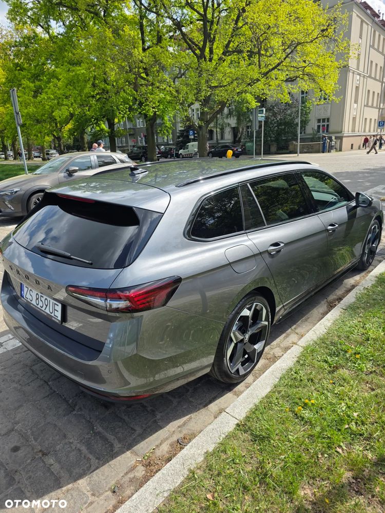 Skoda Superb 2.0 TSI Sportline DSG - 3