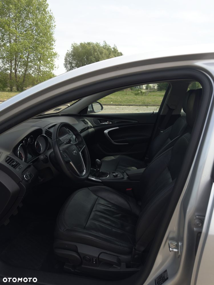 Opel Insignia 2.0 T Cosmo - 4