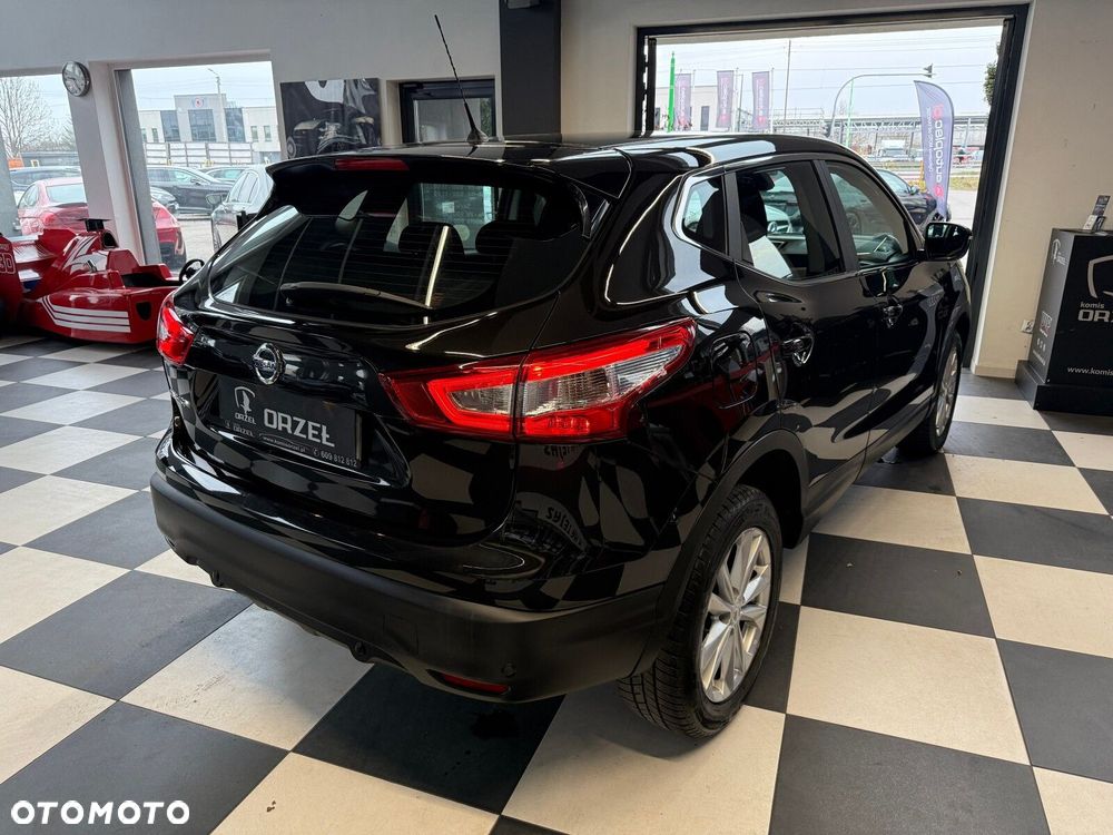 Nissan Qashqai - 4