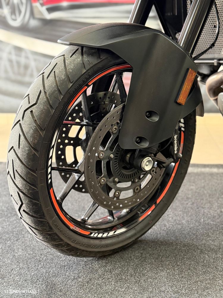 KTM 1090 Adventure - 10