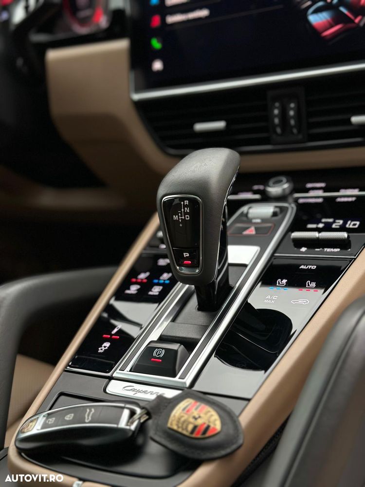 Porsche Cayenne Tiptronic S - 39