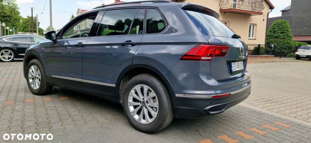 Volkswagen Tiguan - 5