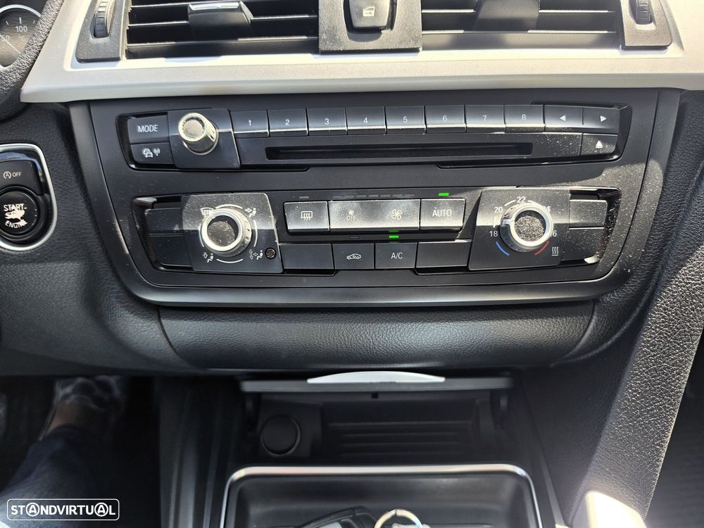 BMW 318 d Line Modern - 23