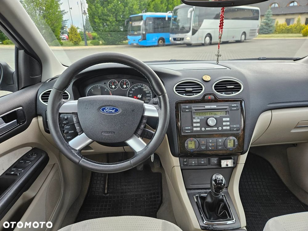Ford Focus 1.6 TDCi Ghia - 19