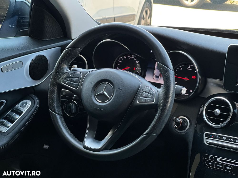 Mercedes-Benz C 220 d 4Matic 9G-TRONIC Avantgarde - 9