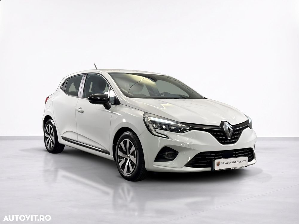 Renault Clio - 8