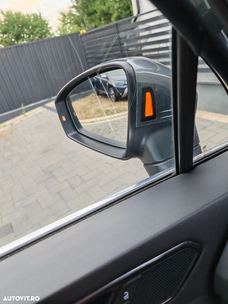 Volkswagen Tiguan - 23