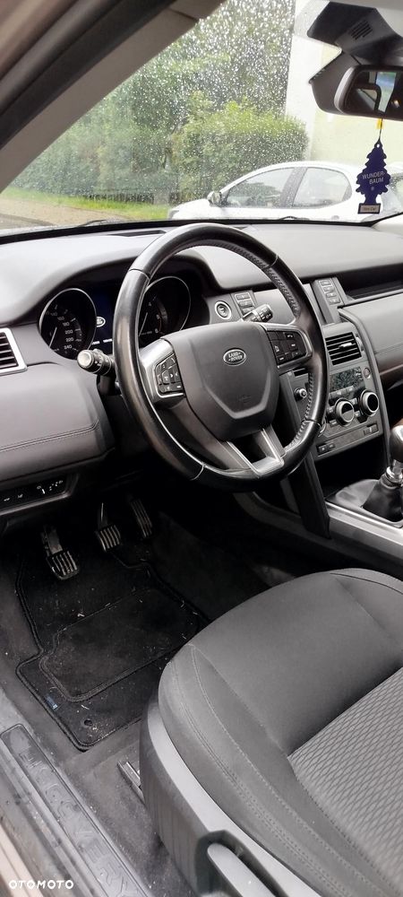 Land Rover Discovery Sport TD4 HSE - 7