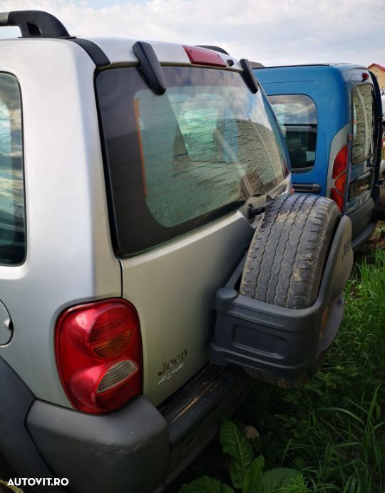 Usa portbagaj Jeep Cherokee KJ 2001 - 1
