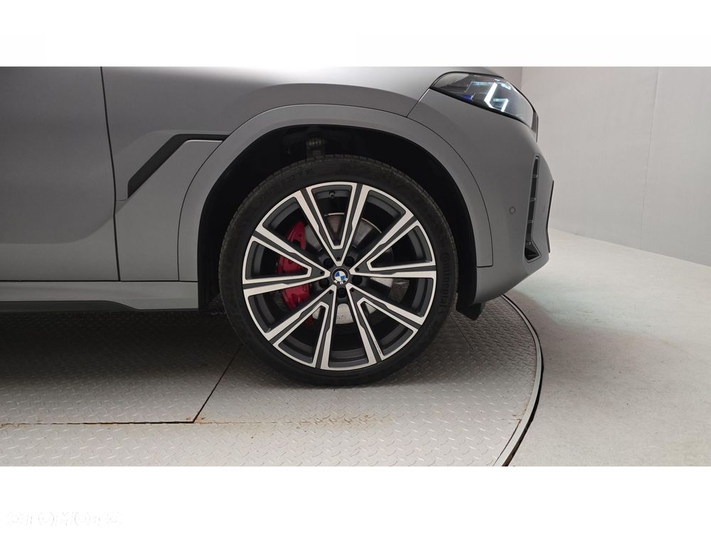 BMW X6 - 25