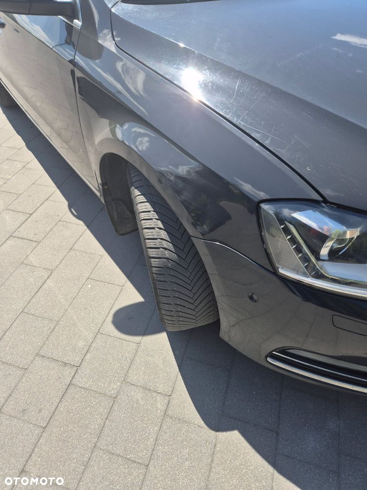 Volkswagen Passat 2.0 TDI DSG Highline - 3
