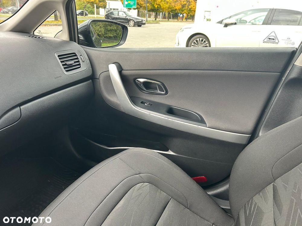 Kia Ceed 1.6 CRDi M - 12