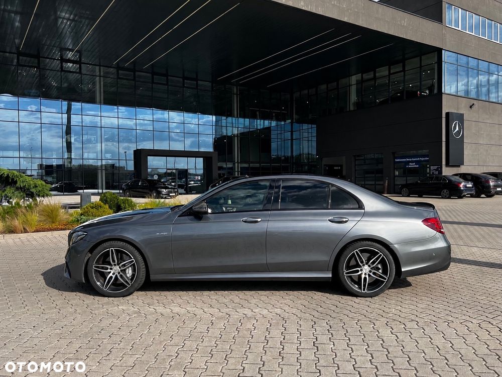 Mercedes-Benz Klasa E 43 AMG 4-Matic - 4