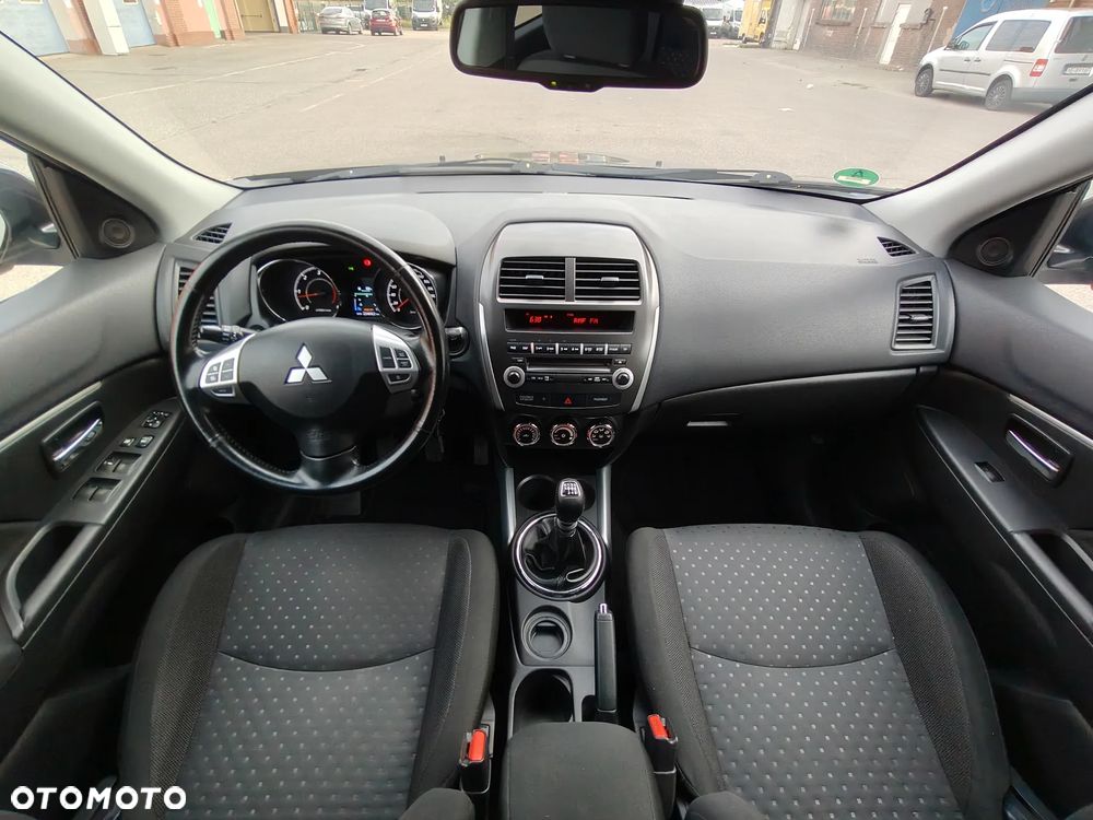 Mitsubishi ASX - 31