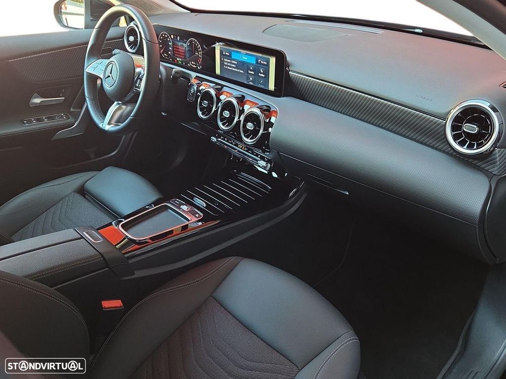 Mercedes-Benz A 250 e 8G-DCT Progressive - 22