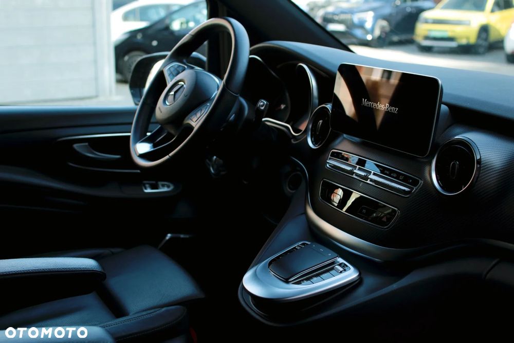 Mercedes-Benz Klasa V 300 d 4-Matic 9G-Tronic Avantgarde (ekstra d³) - 11