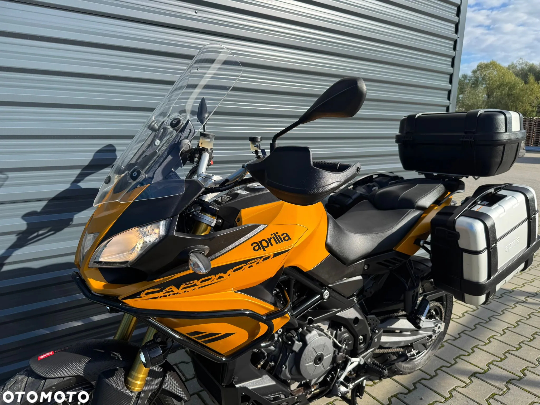 Aprilia Caponord - 13