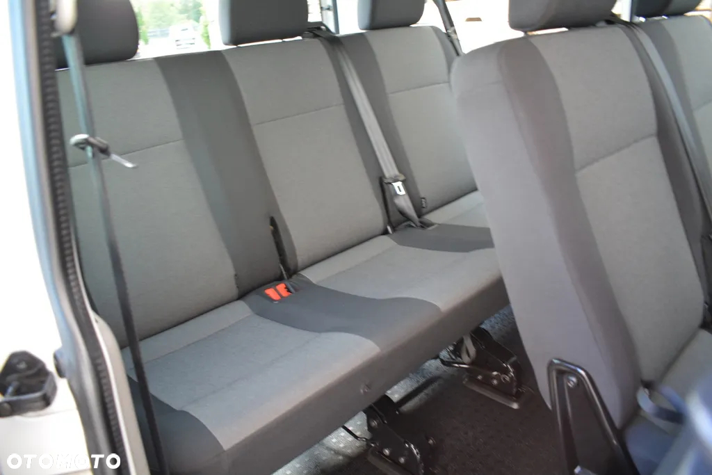 Volkswagen Transporter T6 TDI L1H1 DSG - 33