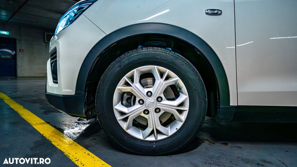 SsangYong Tivoli Grand - 5