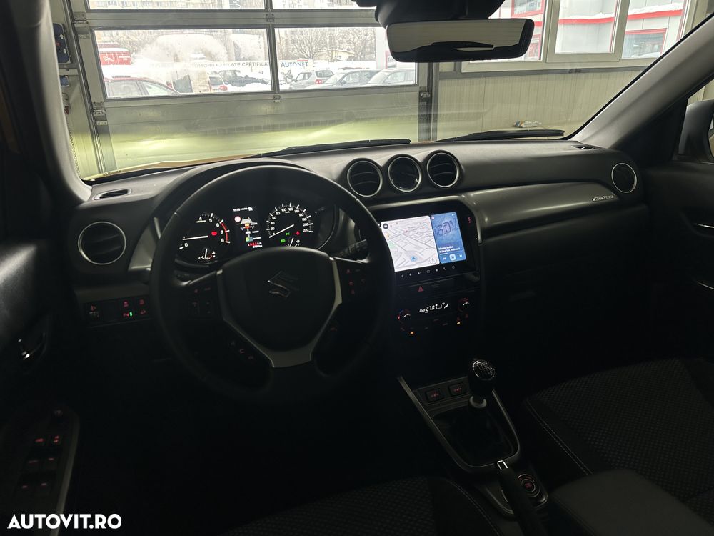 Suzuki Vitara 1.4 Boosterjet Hybrid Allgrip Comfort+ - 11