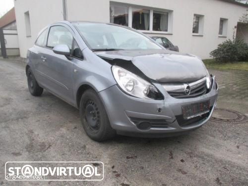 Opel Corsa D de 2007 para peças - 1