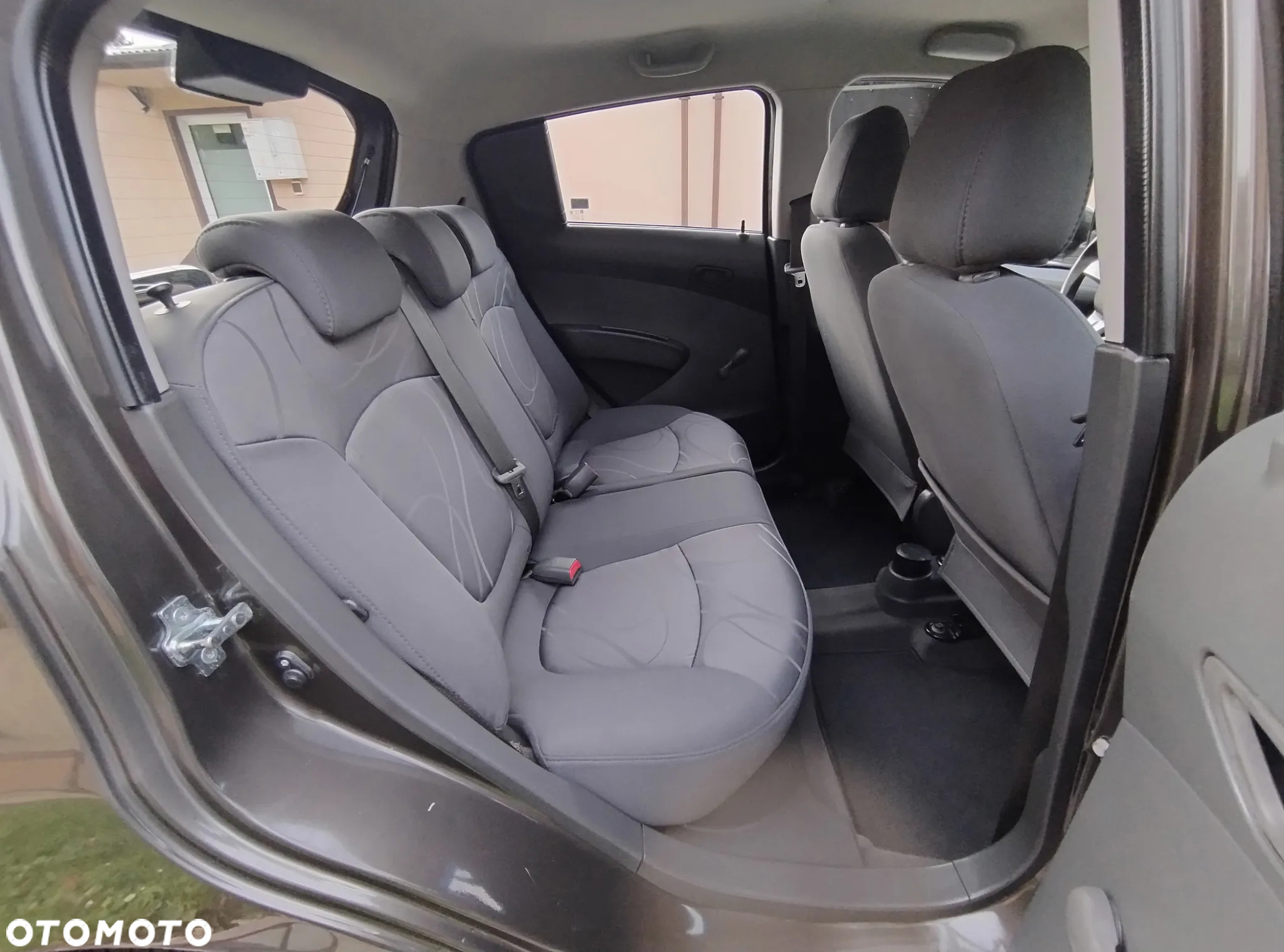 Chevrolet Spark 1.0 Base - 29