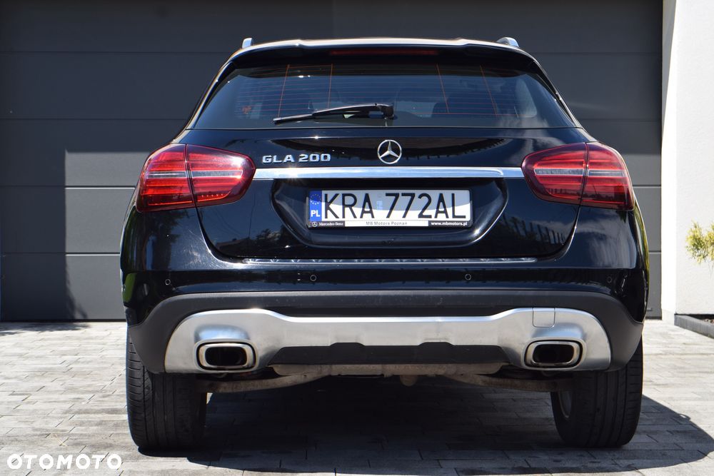 Mercedes-Benz GLA 200 7G-DCT Style - 34
