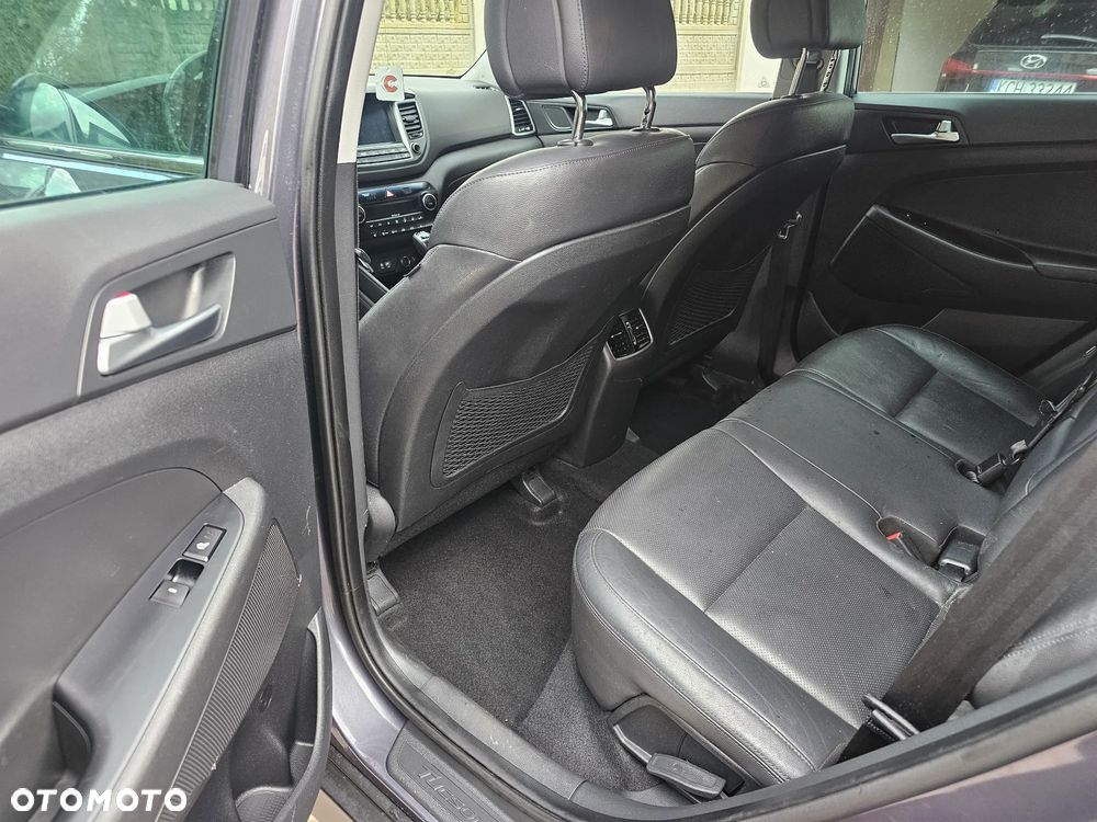 Hyundai Tucson blue 1.7 CRDi 2WD Advantage - 12