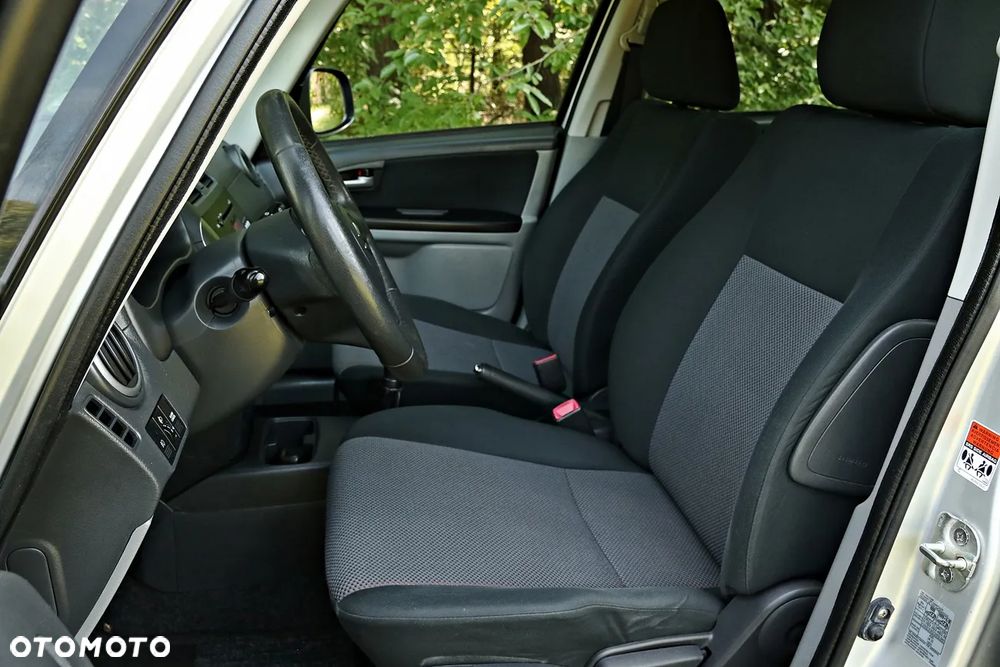 Suzuki SX4 1.6 VVT 4x2 City - 30