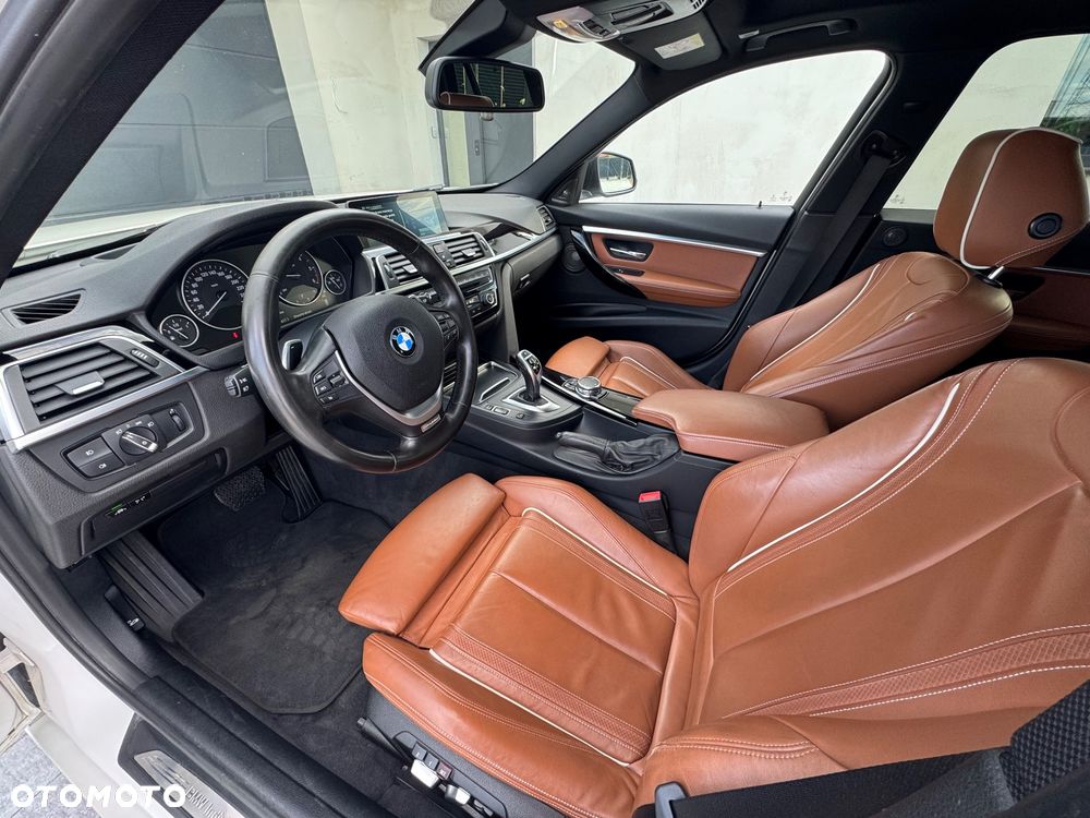 BMW Seria 3 335d xDrive Edition Luxury Line Purity - 28
