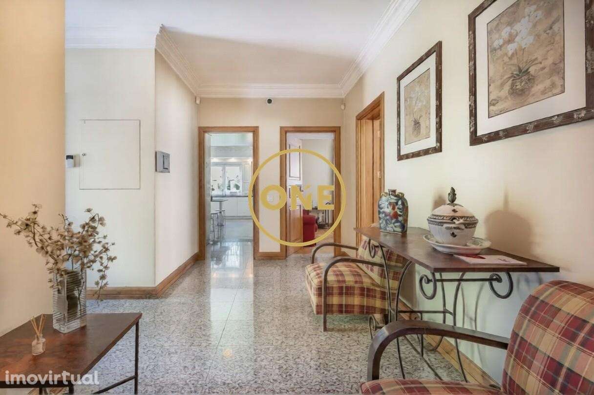 Moradia T4 de Luxo com Piscina Interior Aquecida em Vila das Aves, San - Grande imagem: 4/35