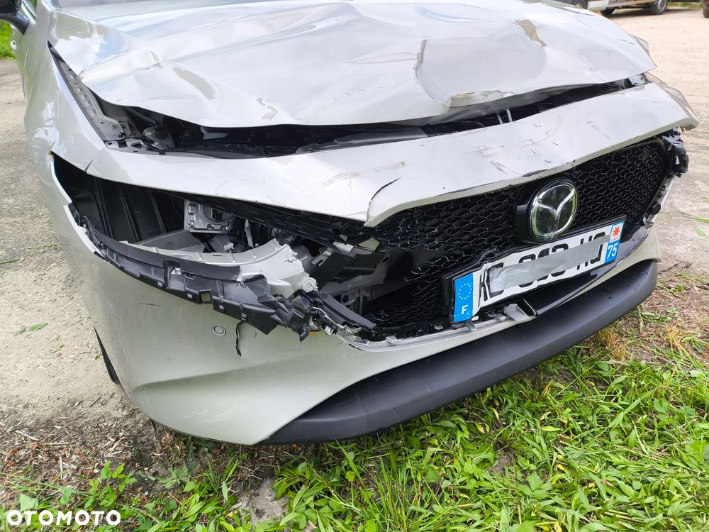 Mazda 3 e-SKYACTIV-G 140 M HYBRID HOMURA PLUS - 15