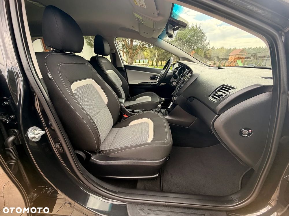 Kia Ceed 1.6 GDI Platinum Edition - 25