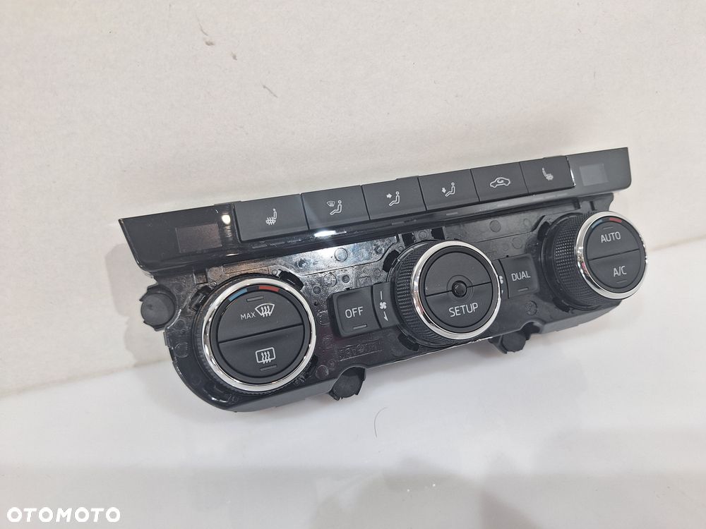 Skoda Octavia Panel Klimatyzacji 5E0907044F - 2
