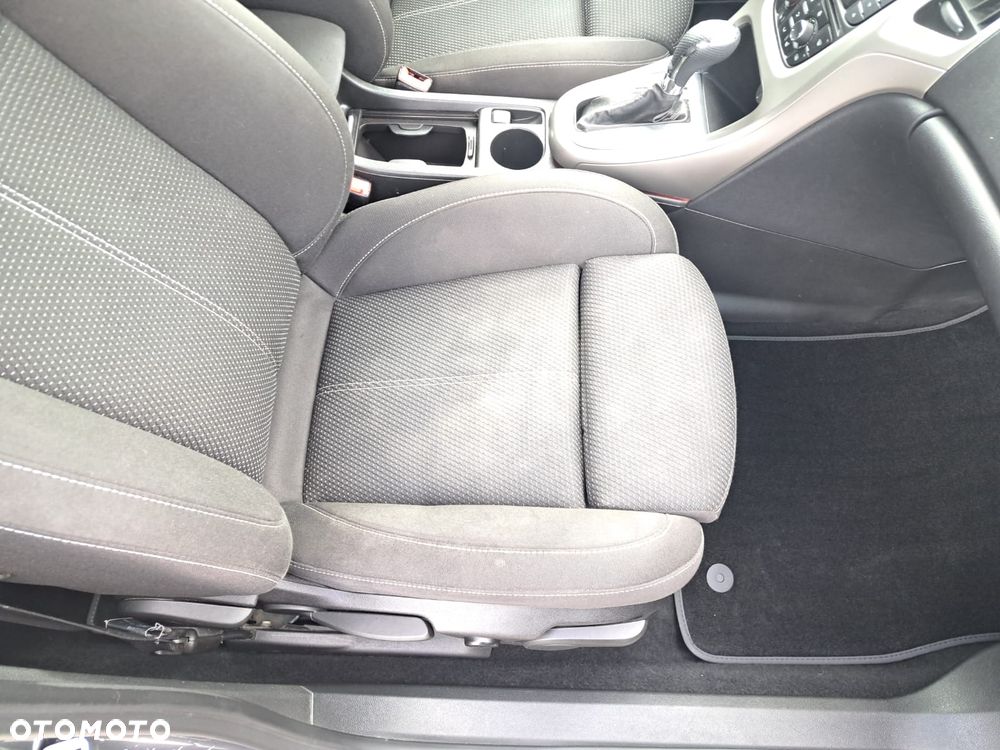 Opel Astra 2.0 CDTI DPF Automatik - 22
