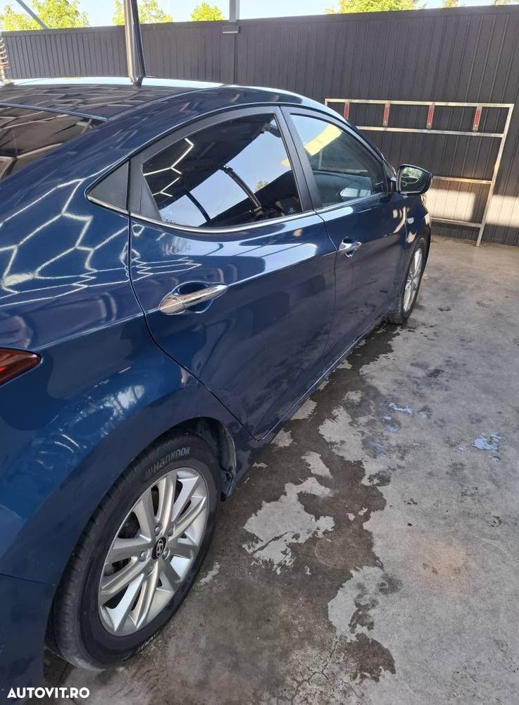 Hyundai Elantra 1.6 MPi Highway - 6